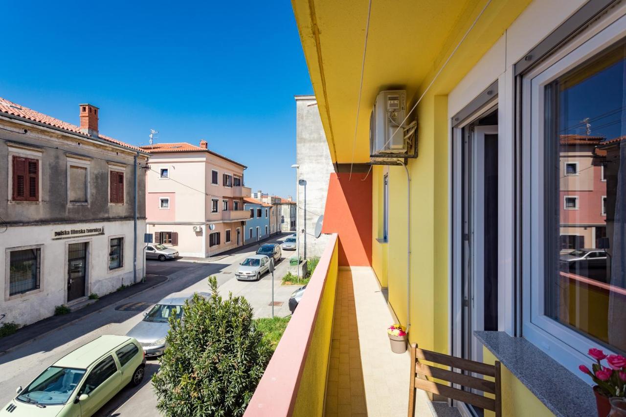 Sunny Apartment Ili Near Amfiteatar PUY Exterior foto