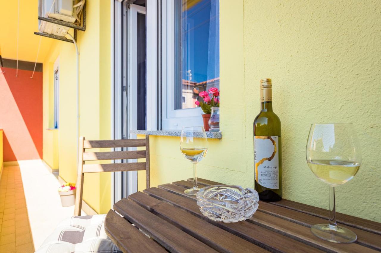Sunny Apartment Ili Near Amfiteatar PUY Exterior foto